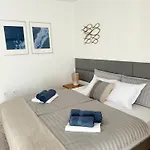 Adriatic Vibes Апартаменти