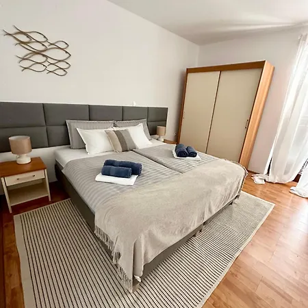 Adriatic Vibes Apartment *